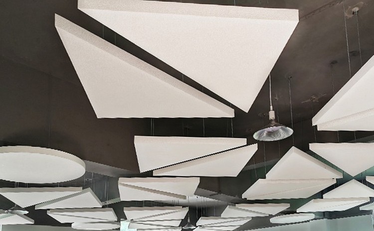 智慧教室有回聲用什么吸音材料-1